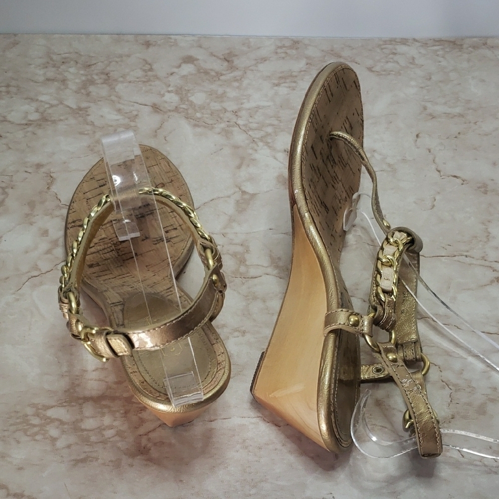 Coach Gold T-Strap Wedge Sandals with Chain Detail Size 10 - Picture 5 of 7